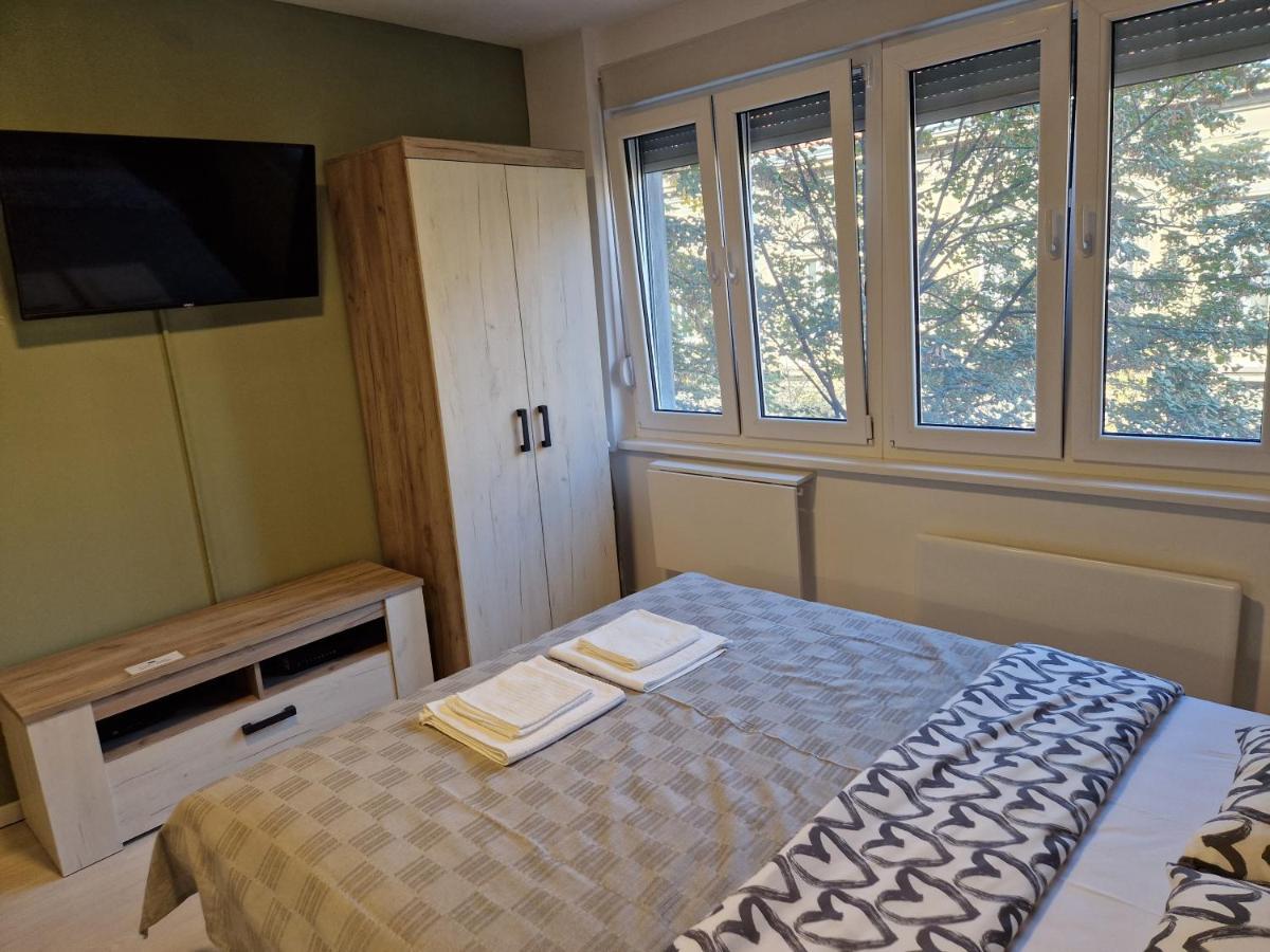 Sofia Apartment Sajmiste Kültér fotó