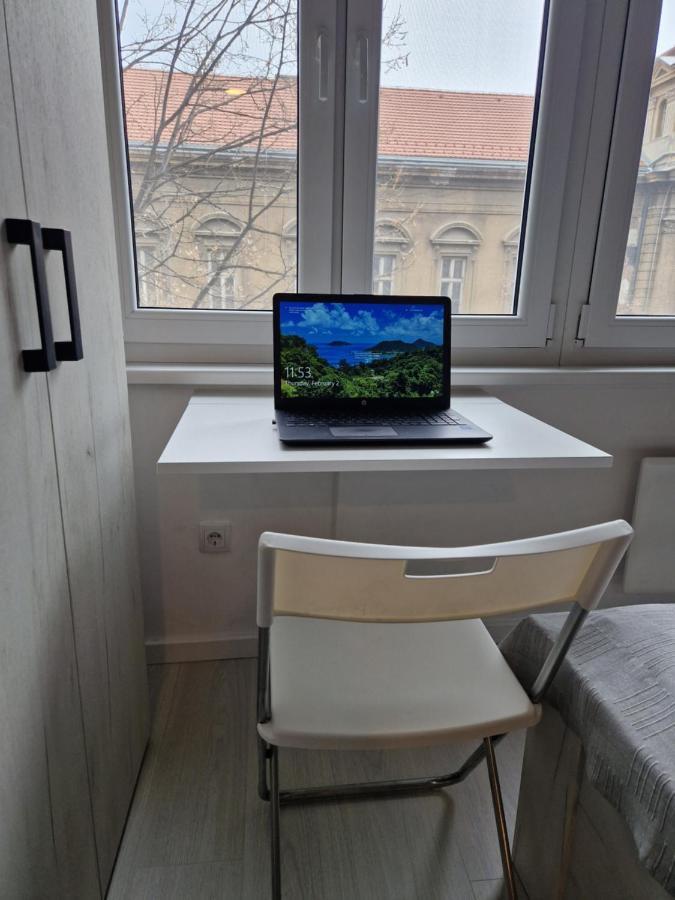 Sofia Apartment Sajmiste Kültér fotó